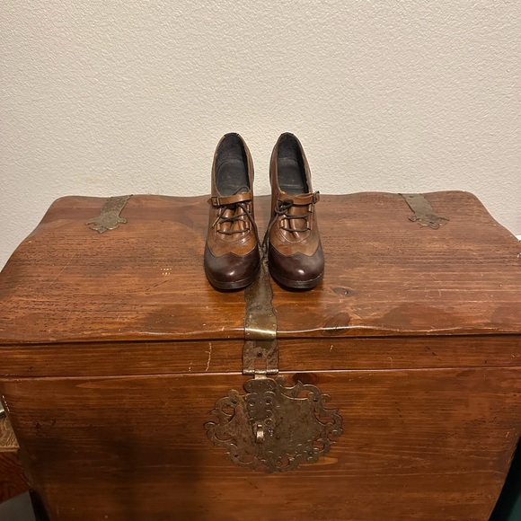 Ksubi Brown and Black Color Block Heels in a size 40 or size 9 - Picture 3 of 5